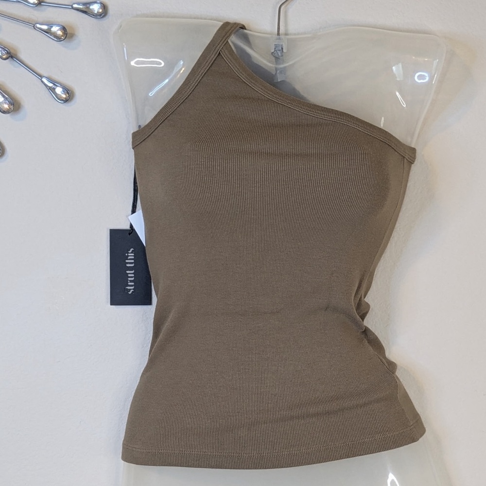 Stunning Strut-This Tobacco Isla One Strap Tank Top Size Small NWT